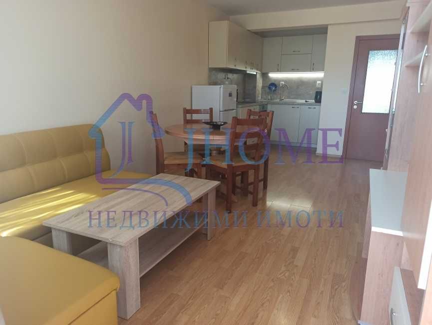 Дава се под наем Двустаен апартамент в Варна, Общината - 61 кв.м за 382.5 € - Снимка #2