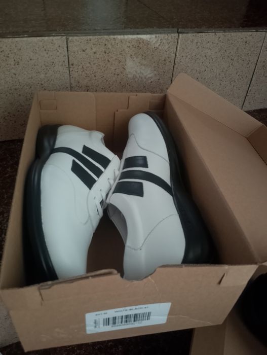 Нови ортопедични обувки NOVA MED