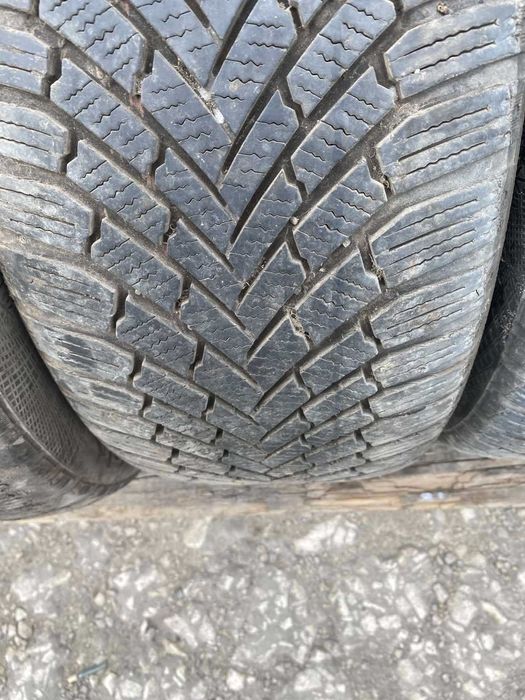 4 броя зимни гуми Continental 225/50 R17 Dot 0619 ном 502