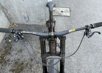 Santa Cruz V10 Mullet L size СС, 2020 & Megatower L size 2021