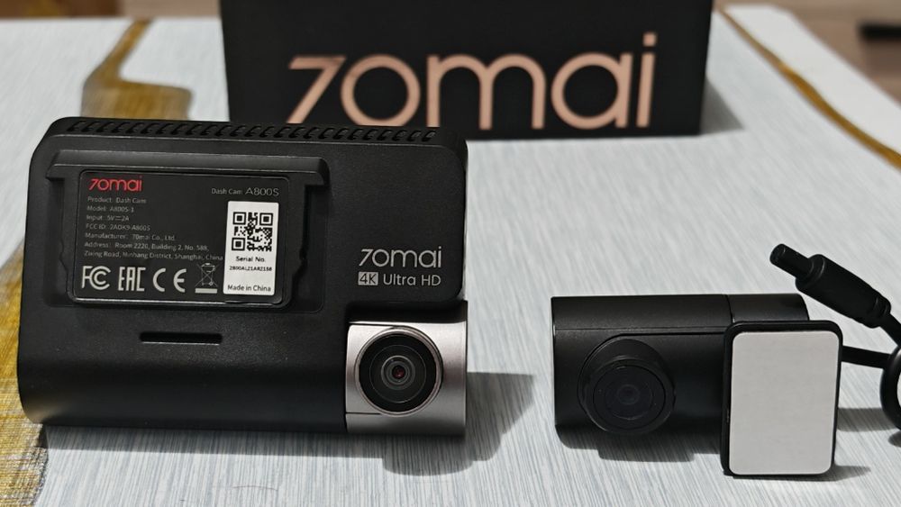 Camera auto Fata + Spate DVR Xiaomi 70mai A800S