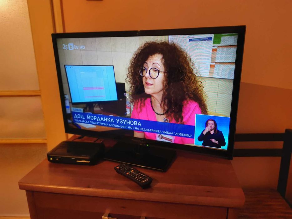 Телевизор Panasonic 32" - Led TV