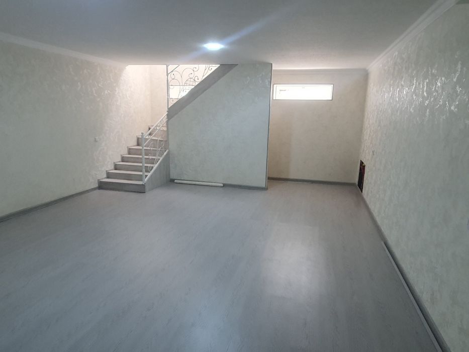 1-qavatda 1 xonalik dubleks kvartira sotiladi 82m²