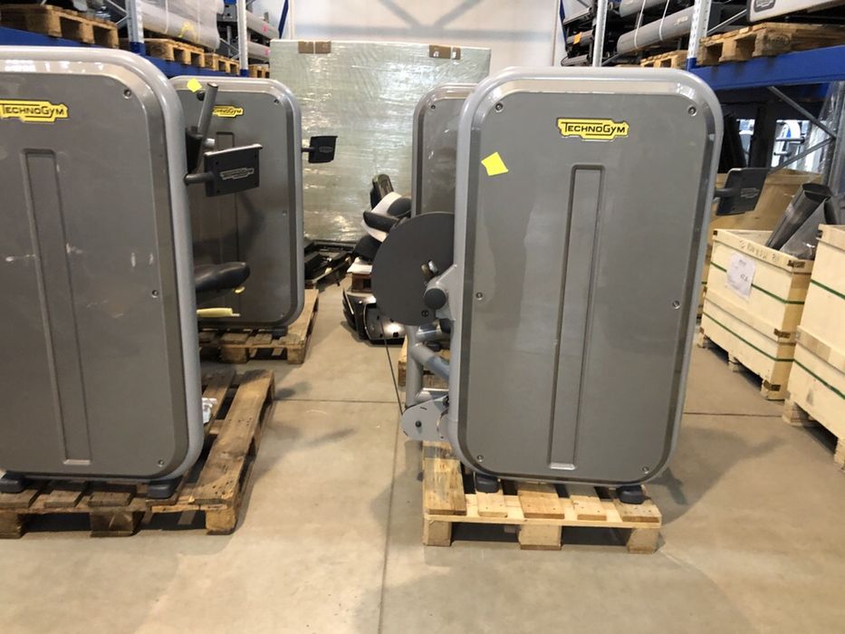 Depozit aparate fitness technogym