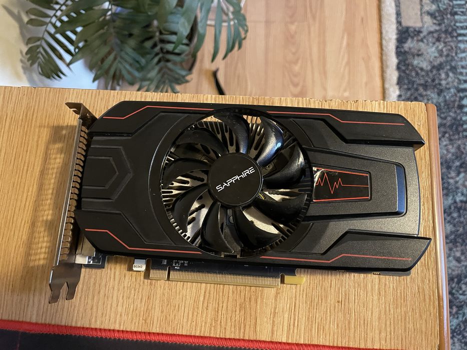 Placă video Rx560 4gb