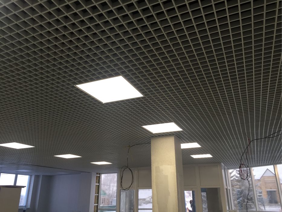 Потолок Грильято 100*100 мм