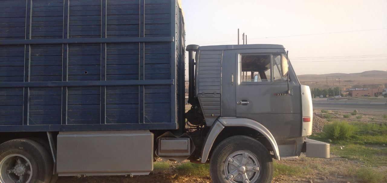 Kamaz bartavoy sotiladi