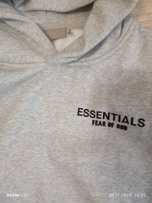 Essential hoodie