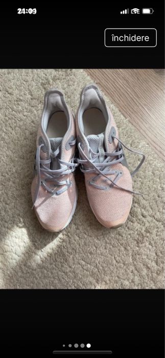 Adidasi nike roz pudra