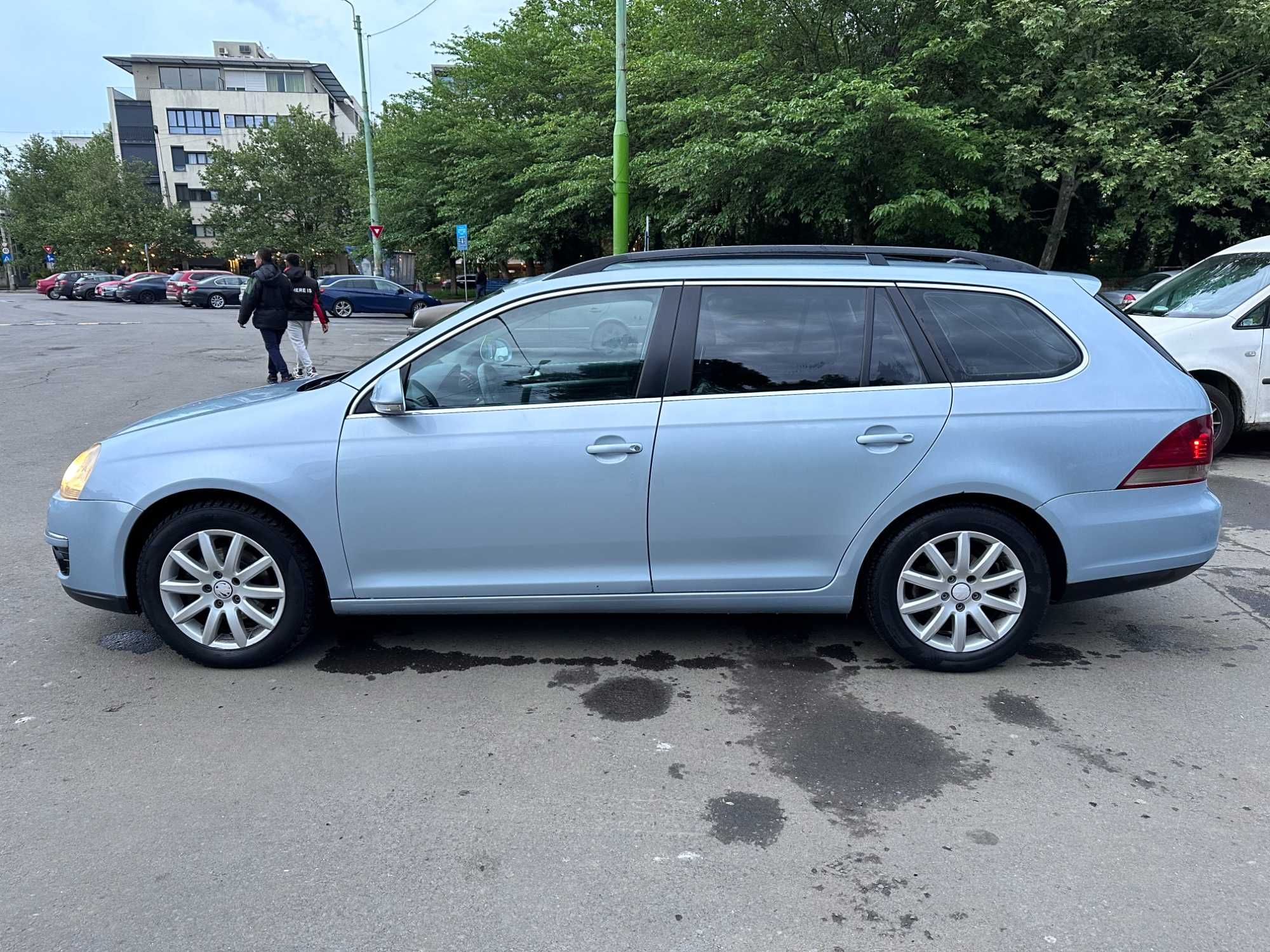 Volkswagen Golf 2009 1.9TDI BLUEMOTION