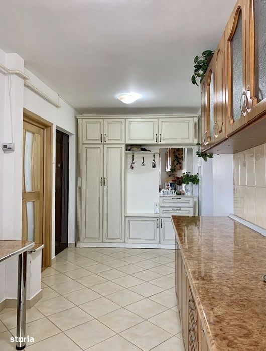 Apartament 2 camere renovat, mobilat și utilat