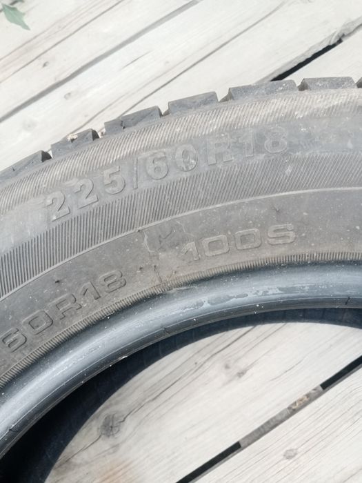 Шины R18 зимние.