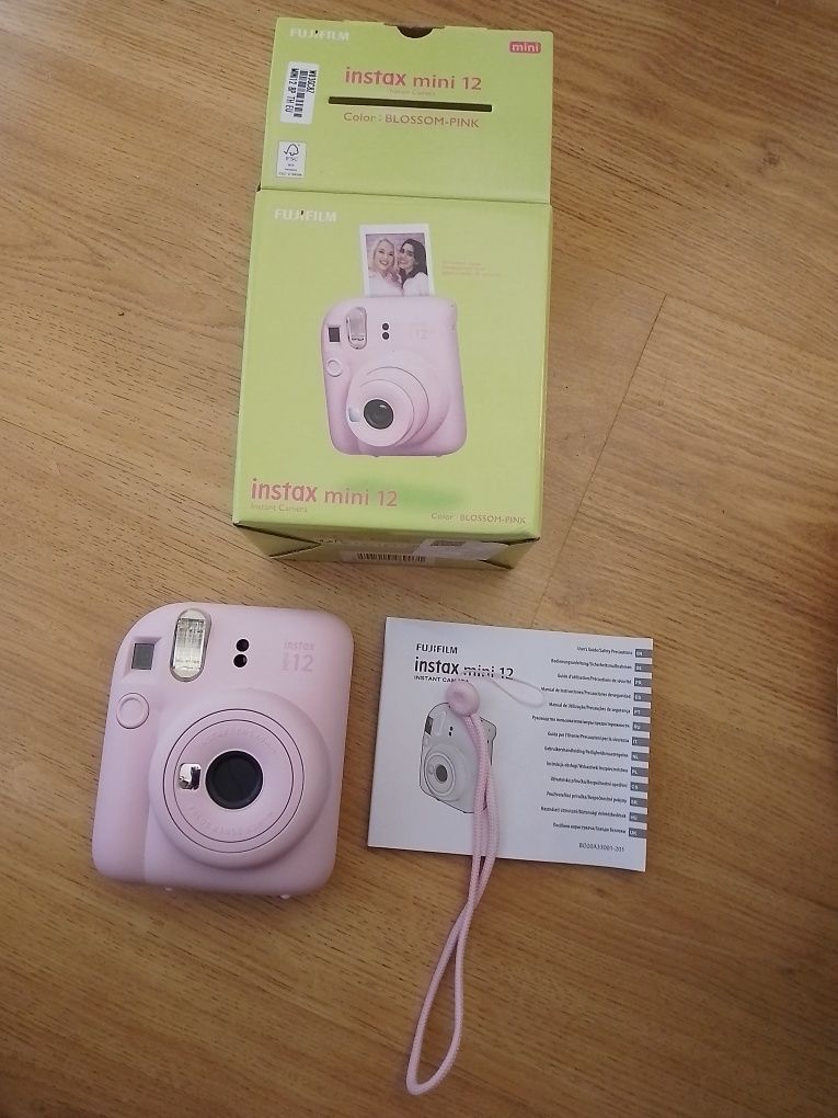 Fujifilm Instax Mini 12 (розов) – неработещ, за части