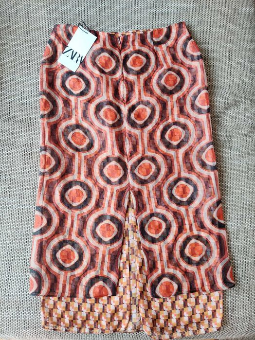 Чисто нова пола ZARA