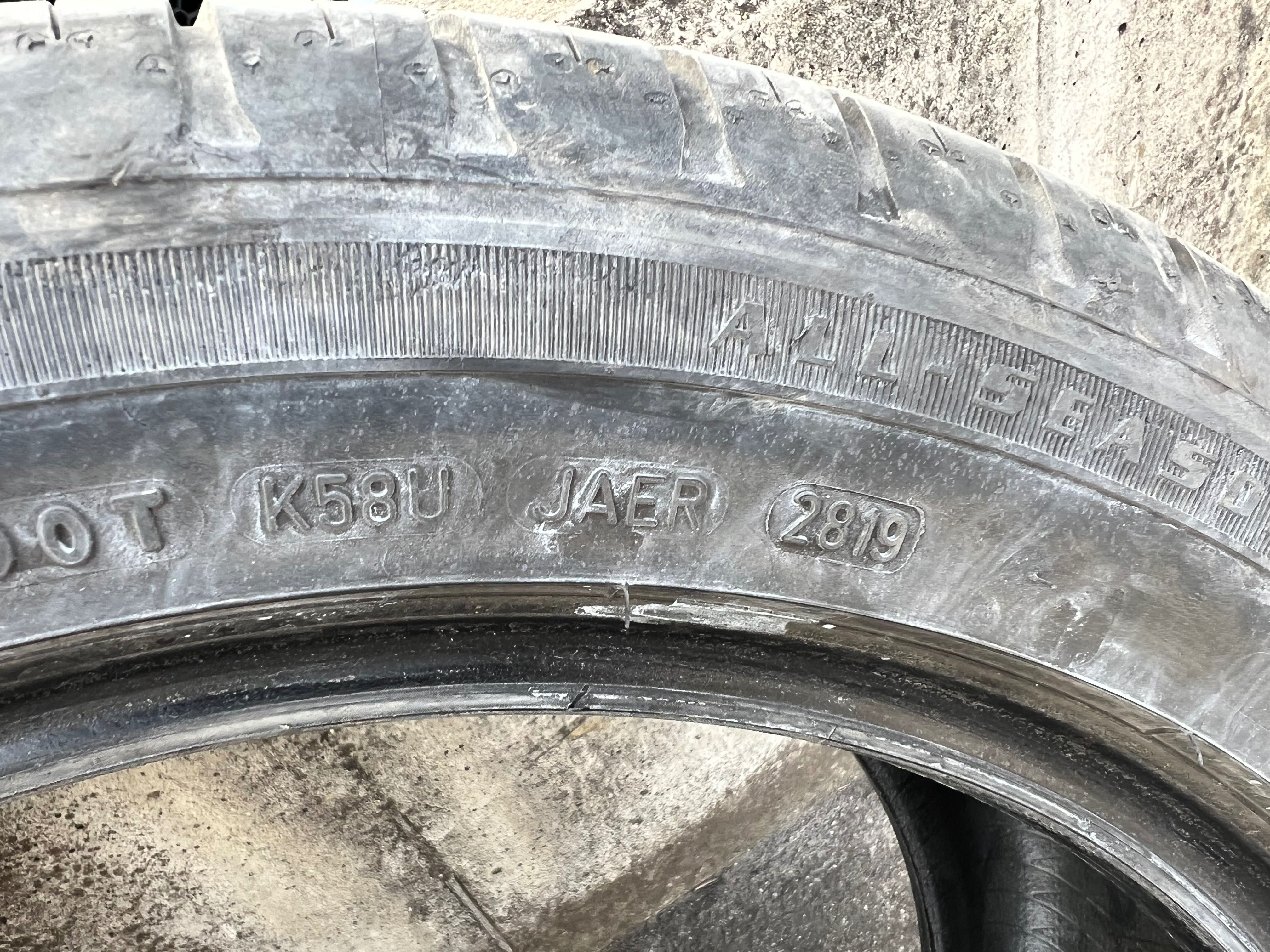 Единичка Goodyear Eagle Sport 245 45 18 всесезонни