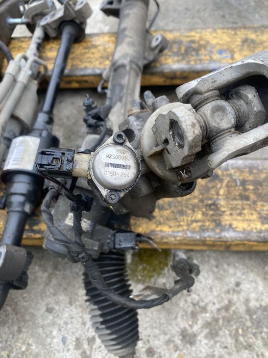 Caseta Directie Cu Active Steering BMW F01 F02 Pret 2500 lei