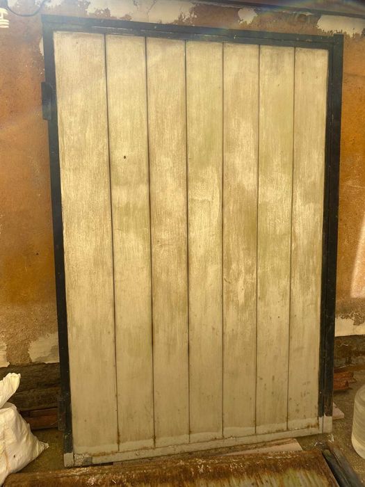 Гражна врата, дворна порта и врата и оградни пана