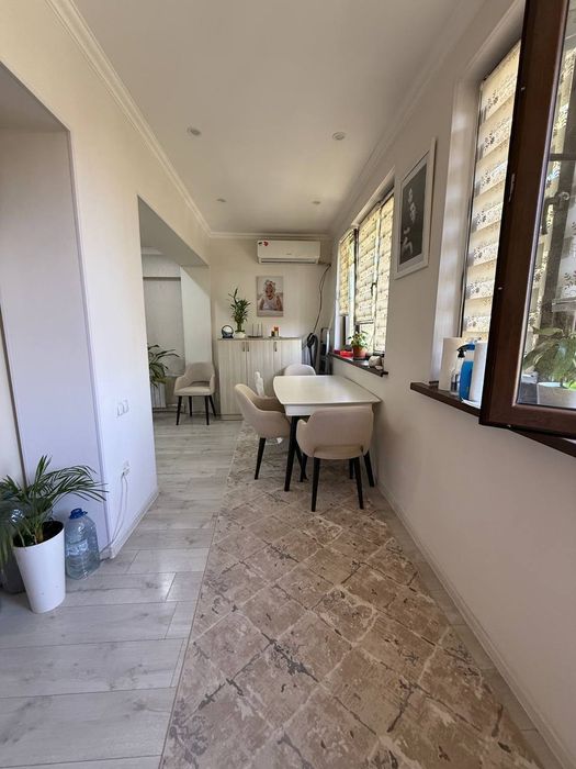 Продается 4х ком квартира на Ц-5, ор-р: Монумент Мужества, 82 м²