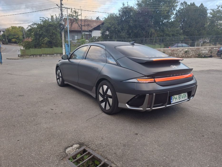 Hyunday Ioniq 6/ ușor avariat