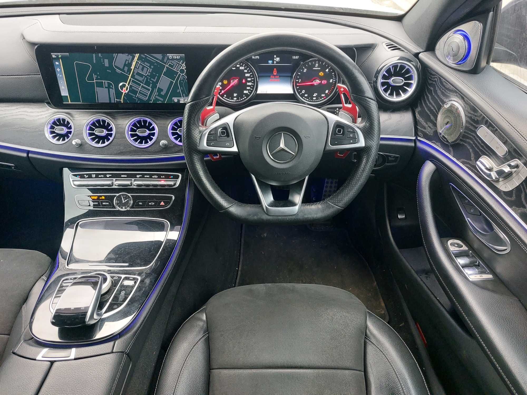 На Части: Mercedes W213 E220d 194 к.с. 2016 AMG Пакет