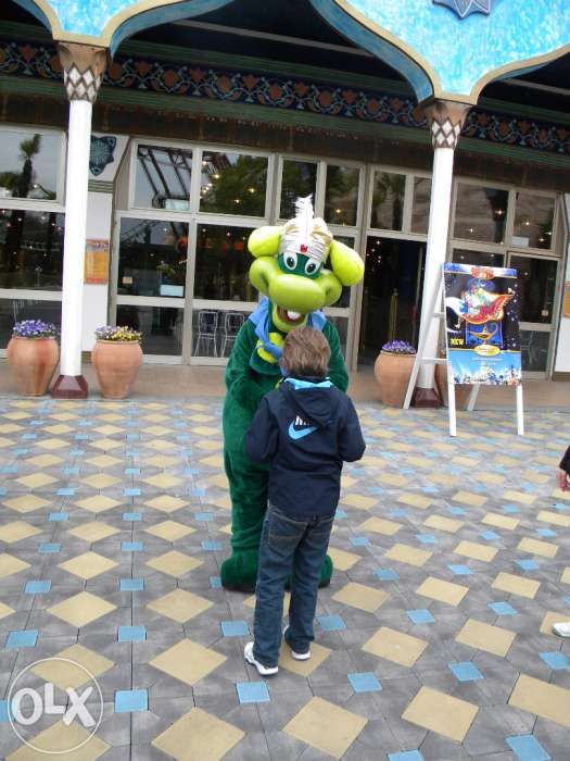 Hanorac impermeabil Nike, Talia 7/8 ani