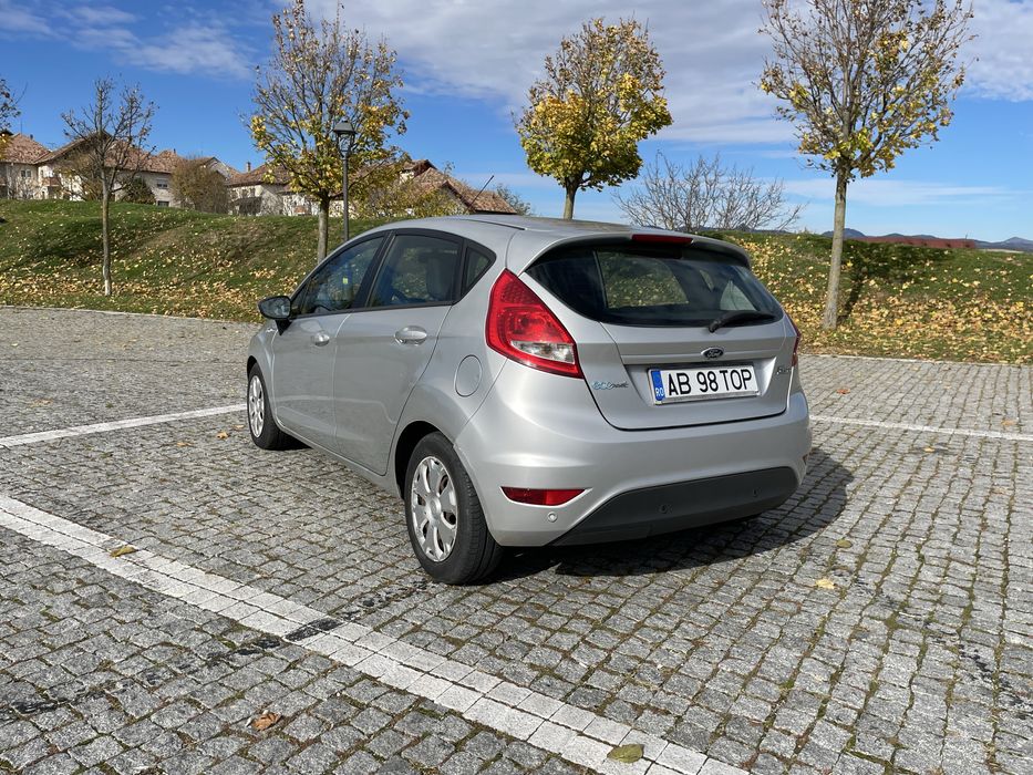 Ford Fiesta 1.6 TDCi 95 CP – 2011 – Euro 5 – Moondust Silver