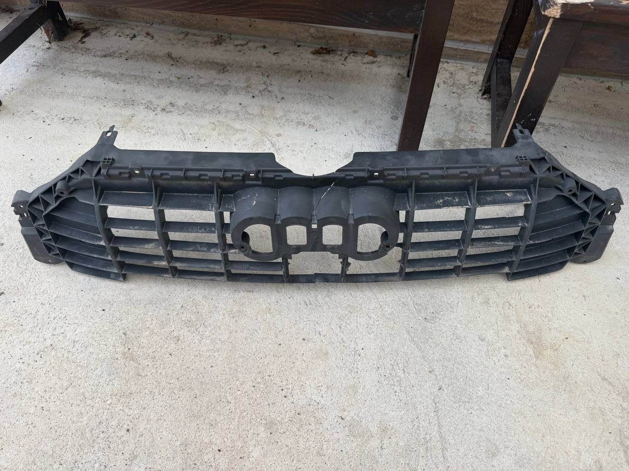 Предна решетка front grill Audi Q3 2019 - 2025