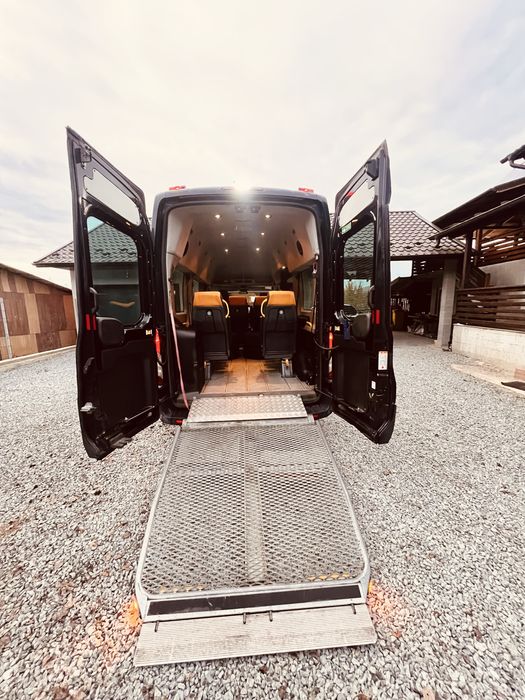 Ford Tranzit M1 8+1 locuri