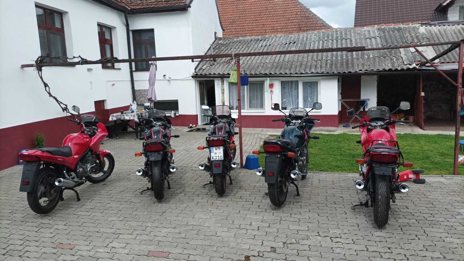 Moto Touring 600
