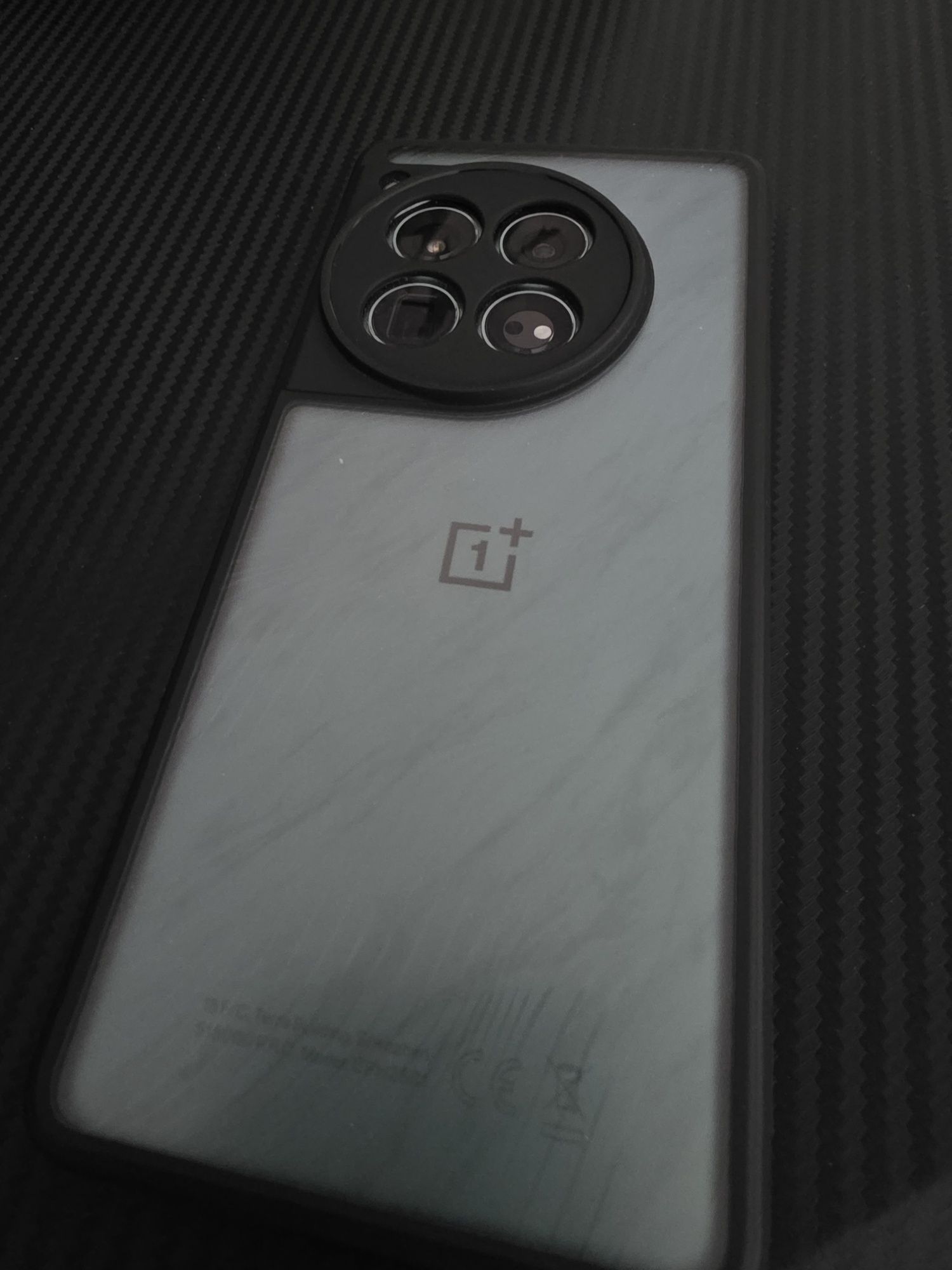 OnePlus 12, 16 GB RAM, 512 GB memorie