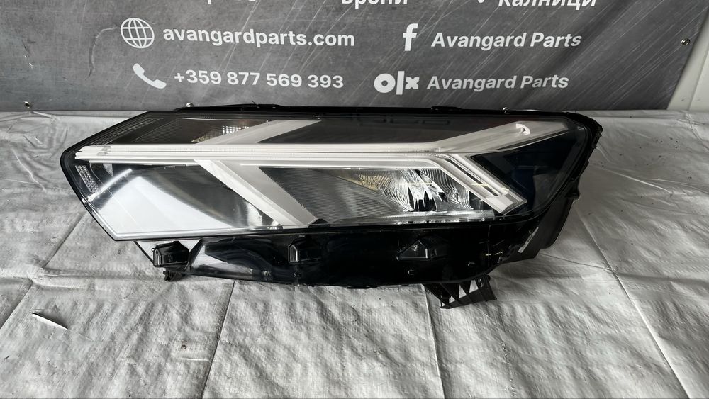 2 броя ляв фар Dacia Sandero 3 2020-