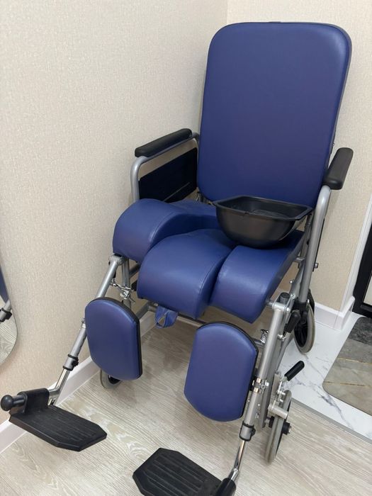 Кресло инвалидное