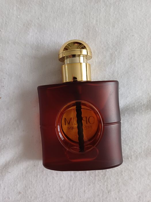 Sticla rosie decorativa