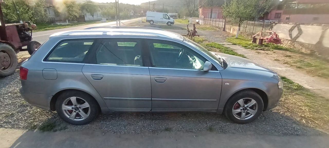 Mașina Audi a4 2005
