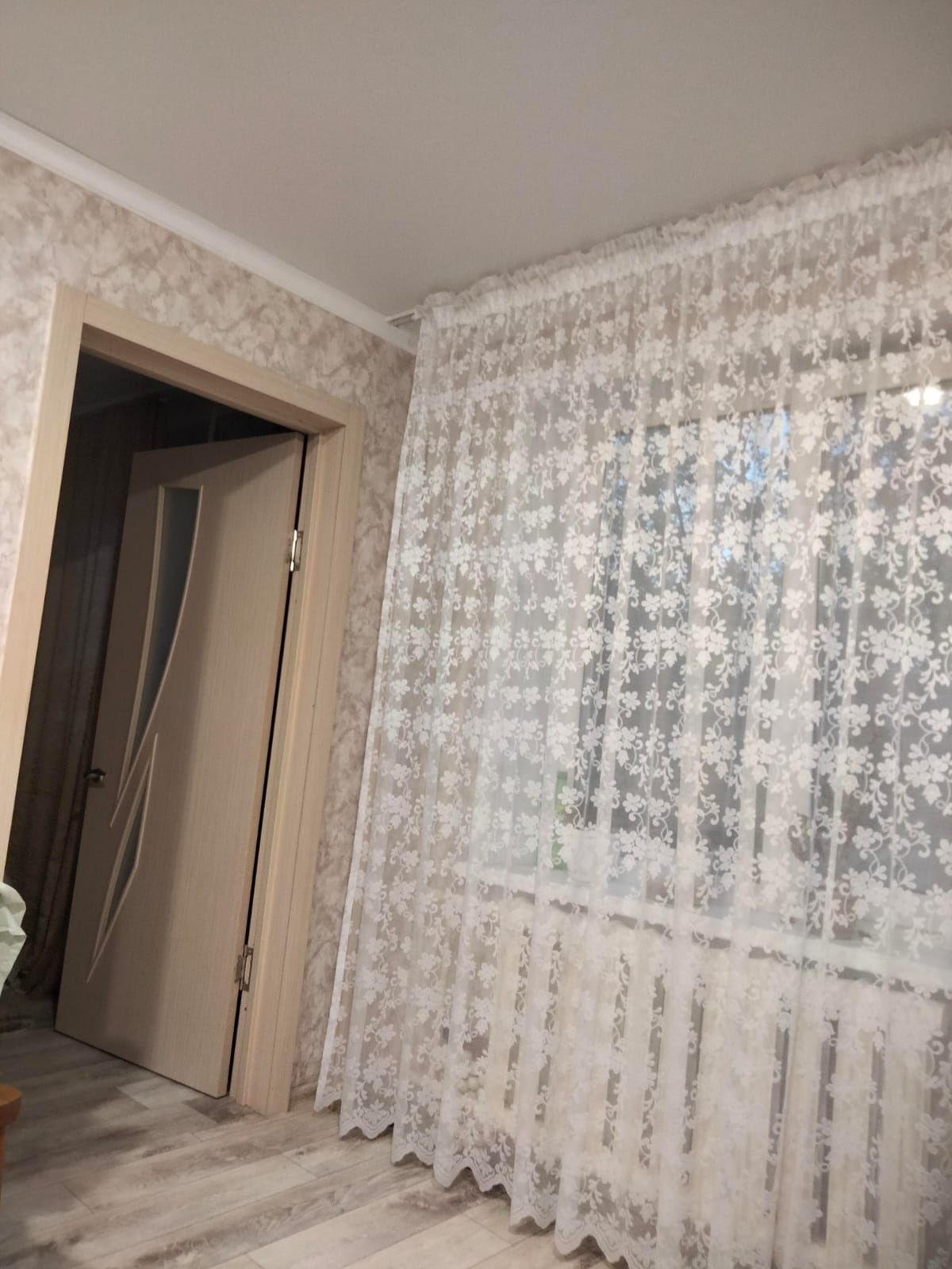 Продам  2ком кварт Аксу Павлодарская обл 1/5  это площадь 36кв кухня