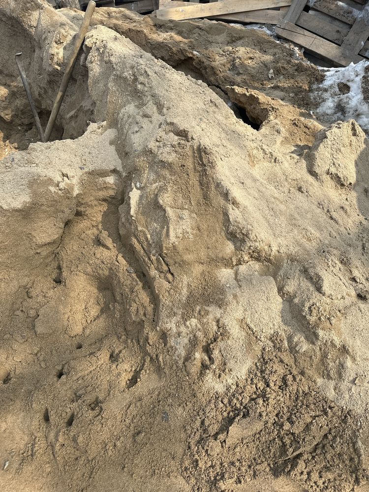 В мешках песок отсев глина керамзит щебень цемент