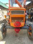Vând tractor fiat 600