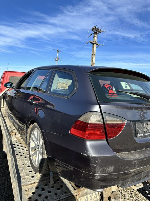 Dezmembrez bmw e91 din 2007