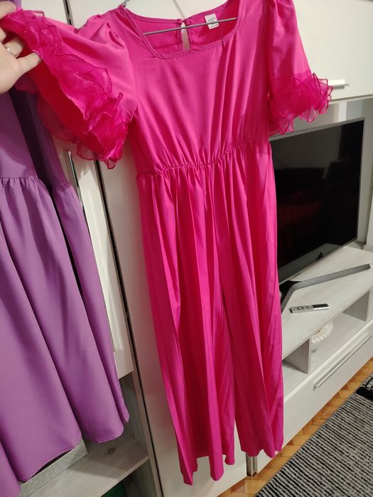 Reducere! Salopetă SHEIN, 10 ani, impecabilă, roz fucsia, impecabilă