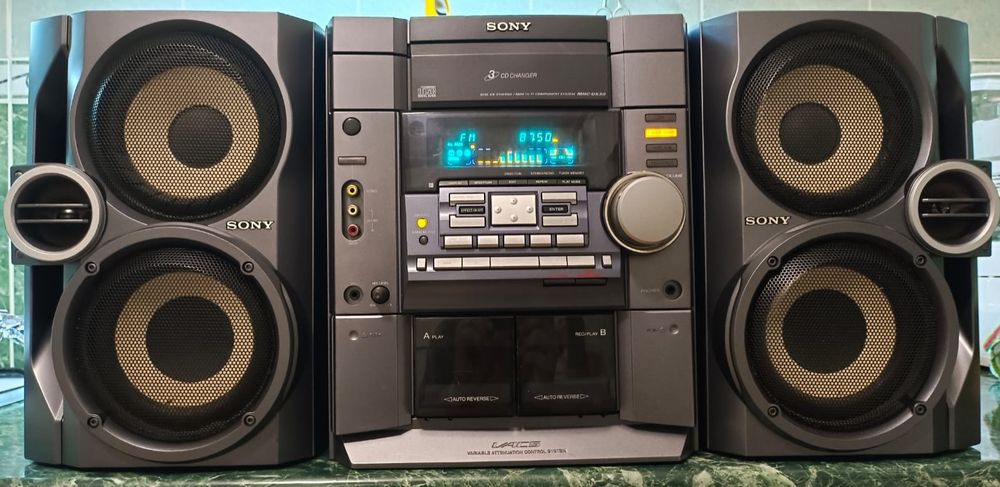 Музыкальный центр Sony