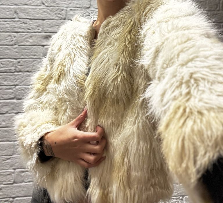 Дамско пухкаво късо палто Forever 21 (преходно)