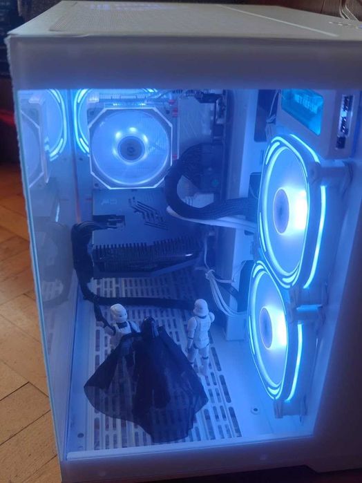 Геймърски компютър Ryzen 5700x, GeForce RTX 3070 ,32gb ddr4,1tb nvme