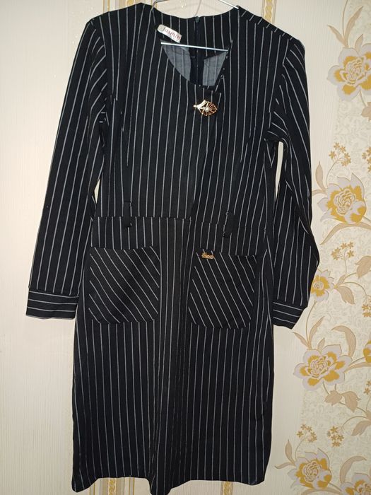 Ayollar ko'ylagi kuzgi bahorgi. Classic.