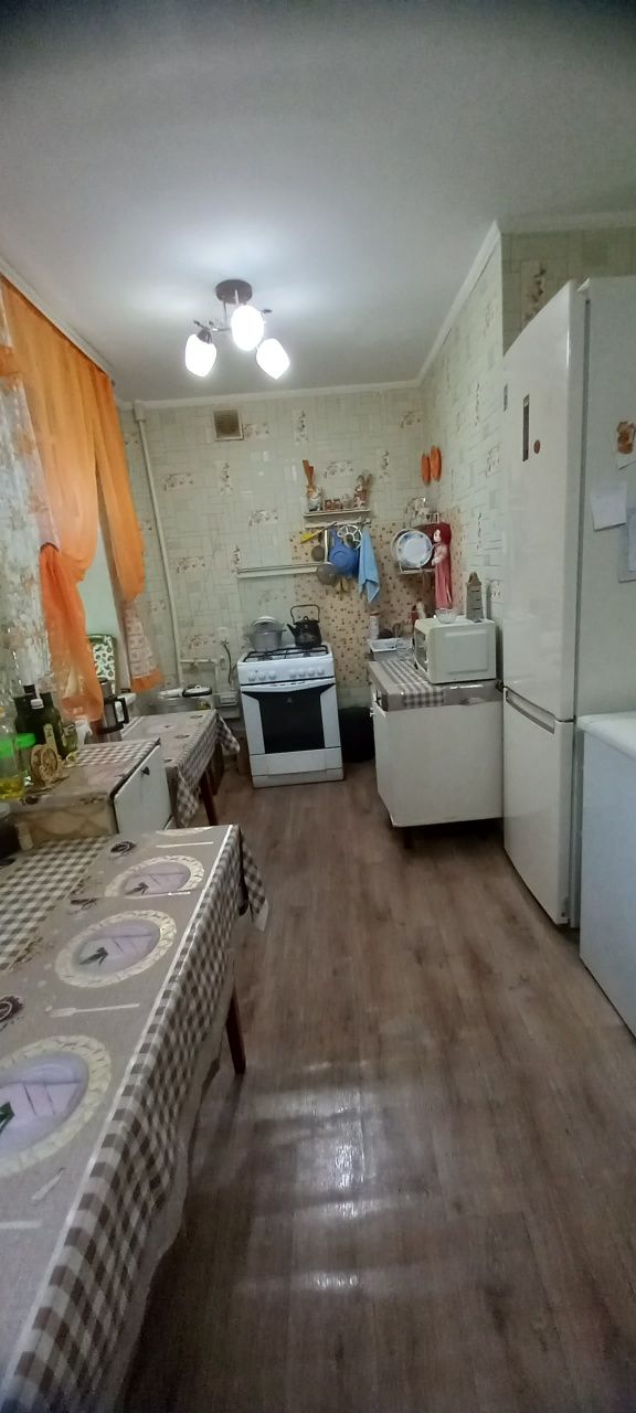 Меняю квартиру в Лисаковске на дом в п. Октябрьский