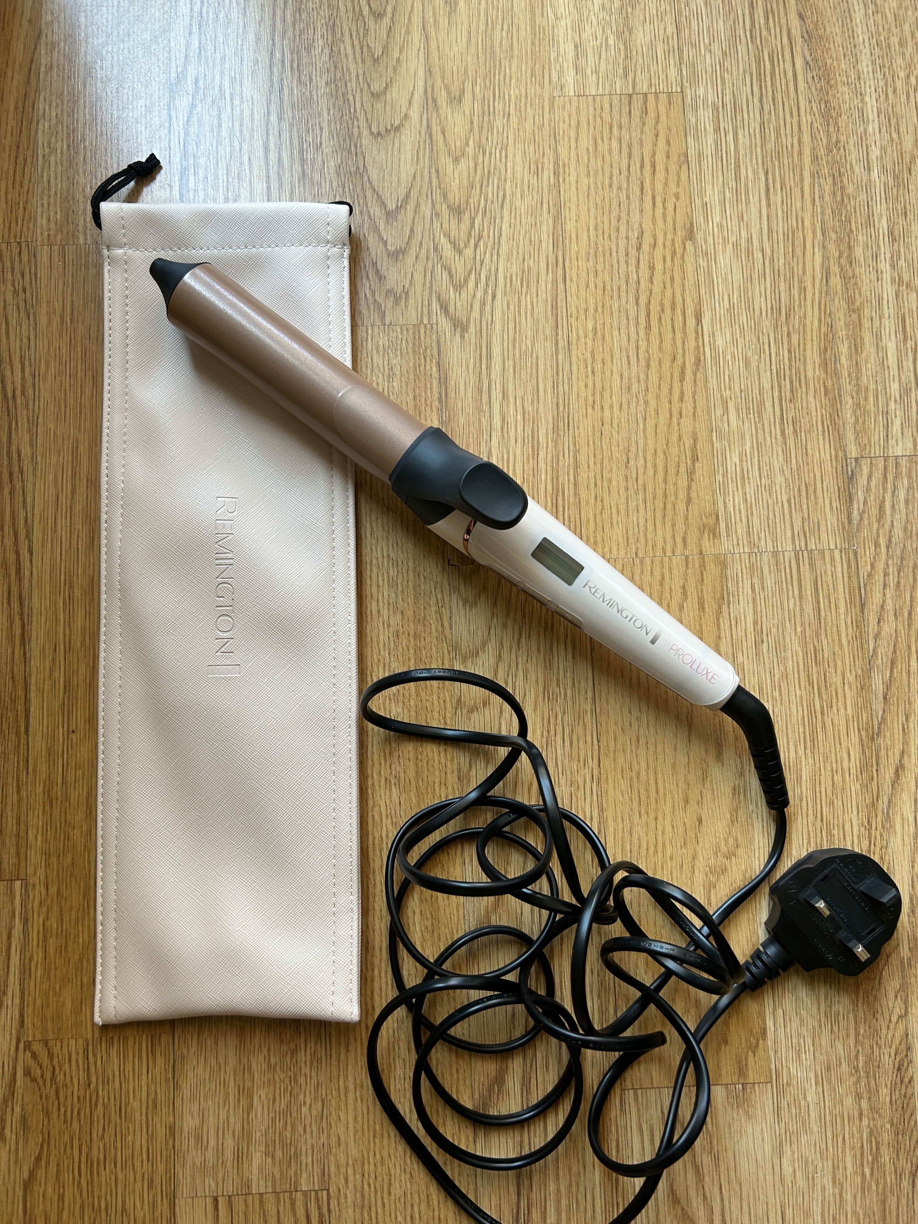 Маша за коса Remington PROluxe Curling Wand CI9132