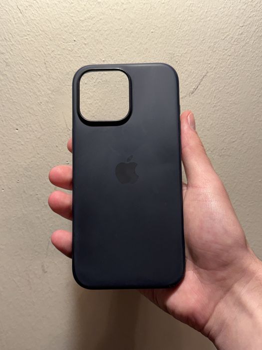 Husa originala Apple din silicon cu MagSafe - iPhone 16 Pro Max