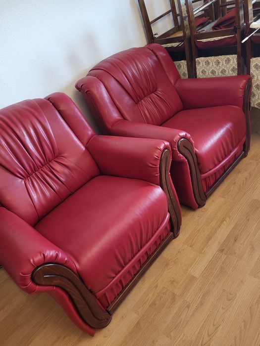 Canapea si fotolii piele rosie