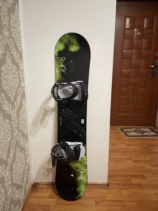 Placa snowboard burton 134 cm cu legaturi