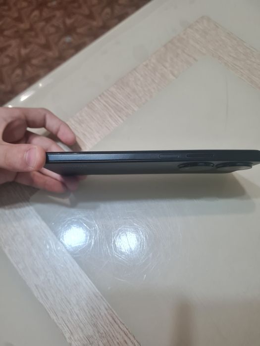 Honor x7b обменяю на равноценный смартфон либо с вашей дп