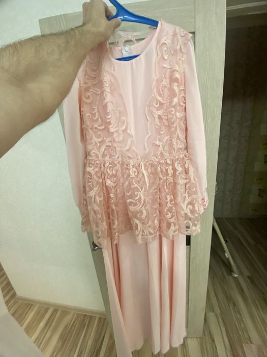 Платье с жилеткой